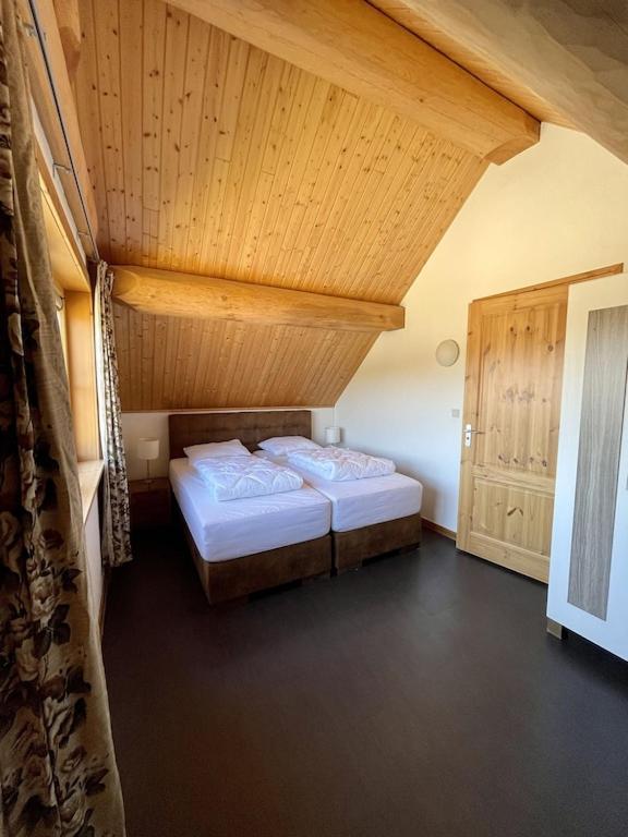 Unieke Houten Villa Met Sauna In Twente - 5P Den Ham Eksteriør bilde